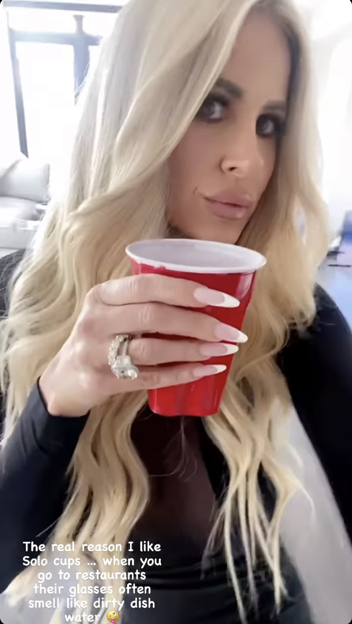 Kim Zolciak Is STILL Wearing Her Wedding Ring Despite Nasty Kroy Biermann Divorce