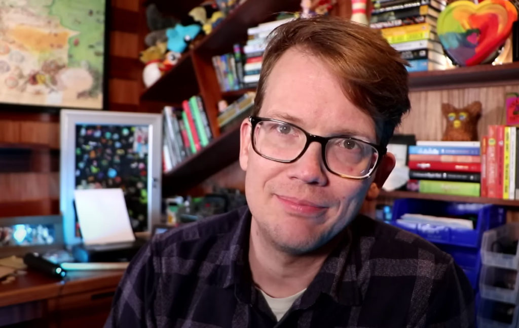 youtuber-hank-green-reveals-cancer-diagnosis-in-frank-video-perez-hilton