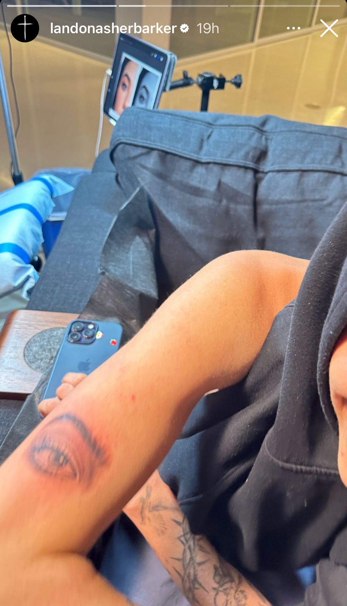 Landon Barker Reveals New Arm Tattoo Honoring Girlfriend Charli D’Amelio!