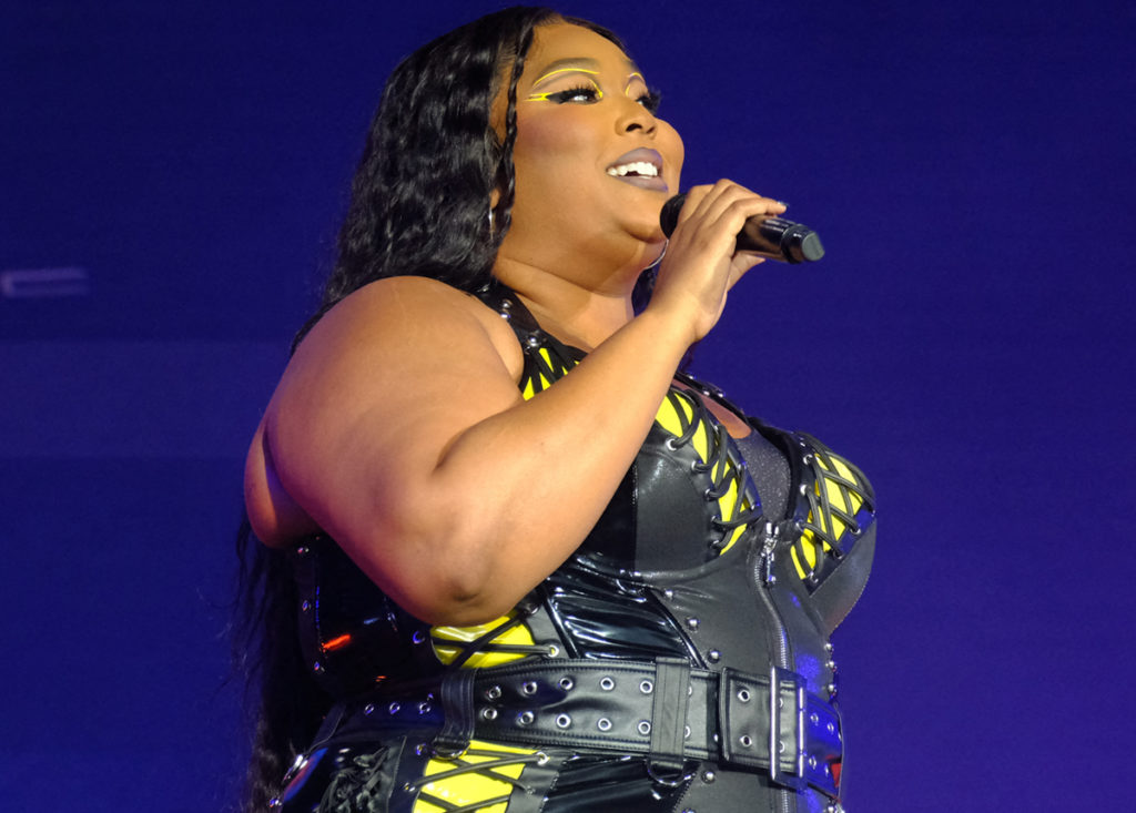 Lizzo's Big Grrrls Crew Voice Support for Singer Amid Former Dancers'  Lawsuit