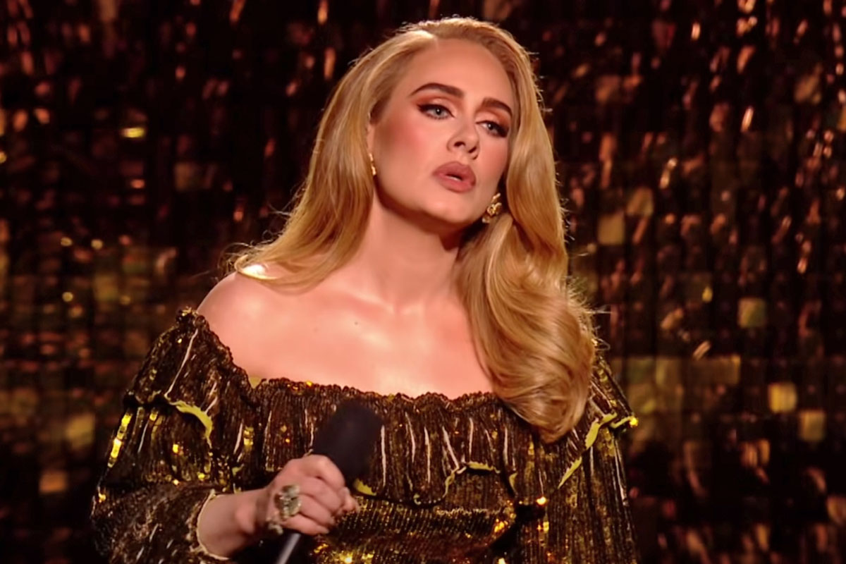 Adele Collapsed Backstage During Her Las Vegas Residency Monika Kane