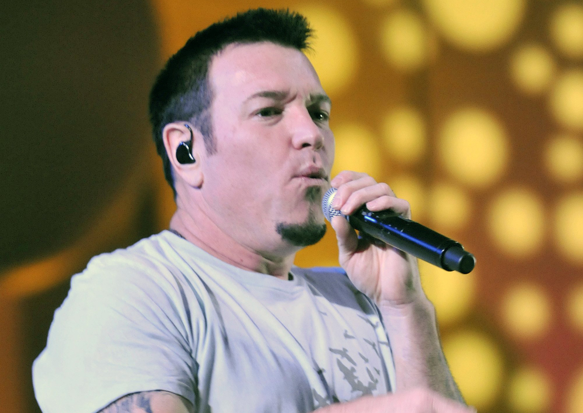 Smash Mouth's Steve Harwell 'on deathbed,' TMZ reports