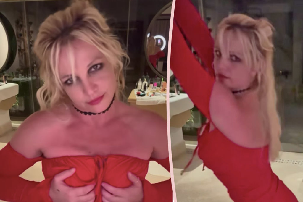 Britney Spears Suffers Wardrobe Malfunction! Boob Falls Out During Live  Performance