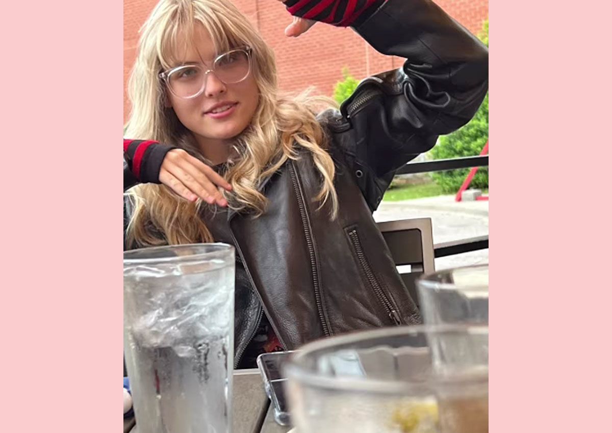 Anna Nicole Smith s Daughter Dannielynn Is 17 And Looks Just Like Her 