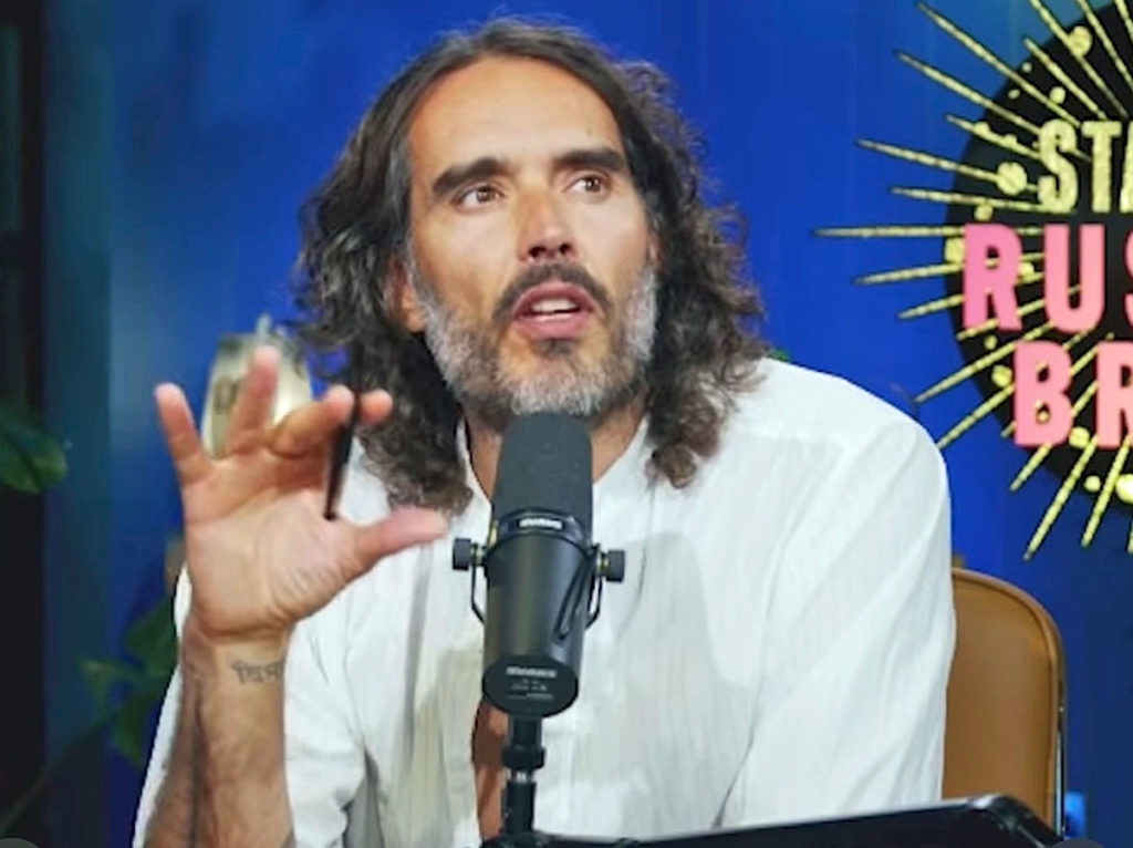 Russell Brand Joked About Hooking Up With Women Who Aren T Awake And Told 15 Year Old To Have