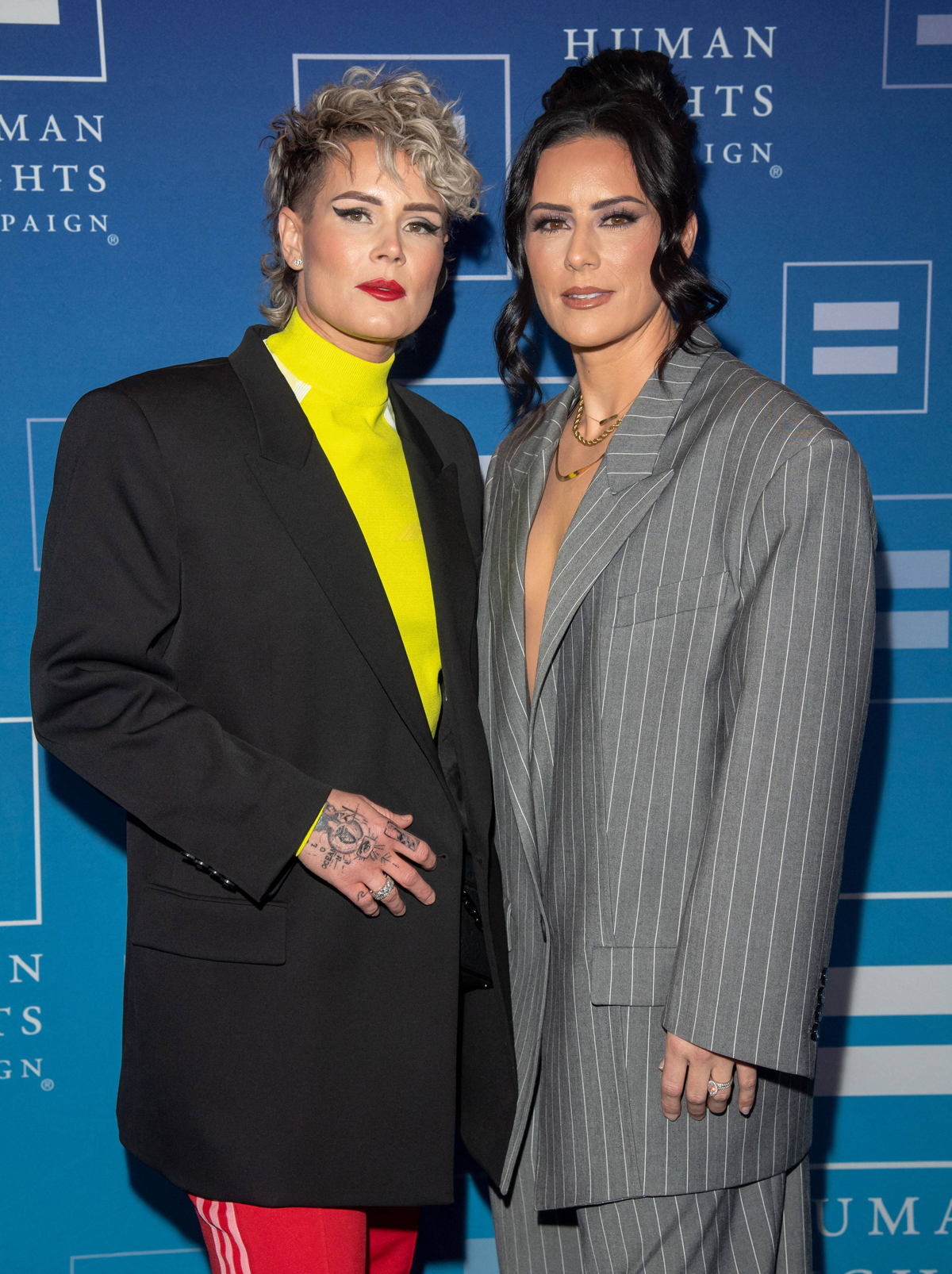 Sophia Bush Dating A Woman Us Soccer Star Ashlyn Harris Who Also Just Filed For Divorce 