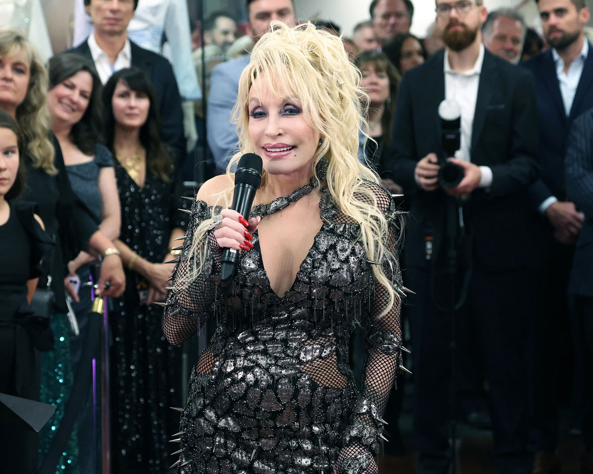 Dolly Parton Dead At 80 -- Watch Her Family's Statement: 'She Will Always Love You'