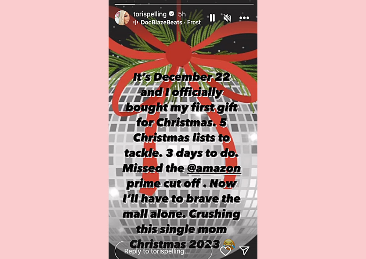tori spelling last minute single mom christmas instagram story