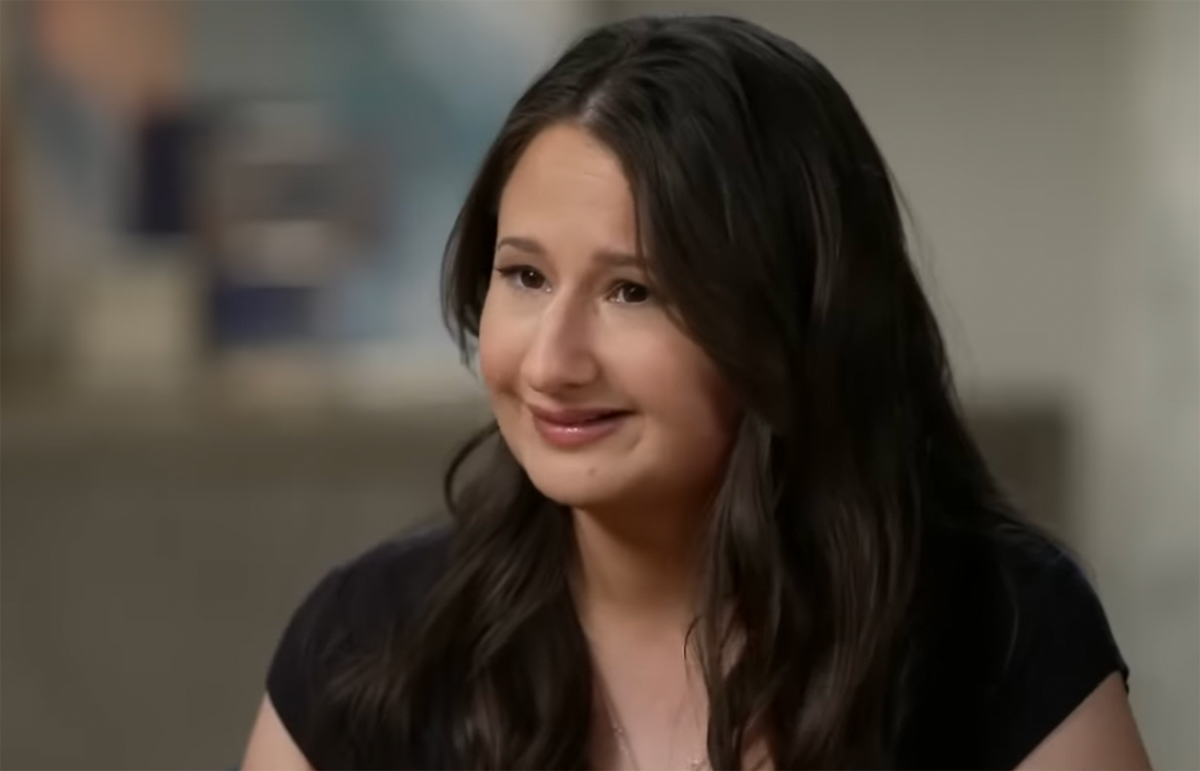 #Gypsy Rose Blanchard Debuts Her New Nose After Surgery!