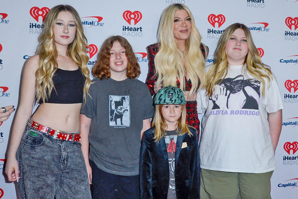 Tori Spelling’s Kids Got Her A Belly Piercing For Mother's Day!