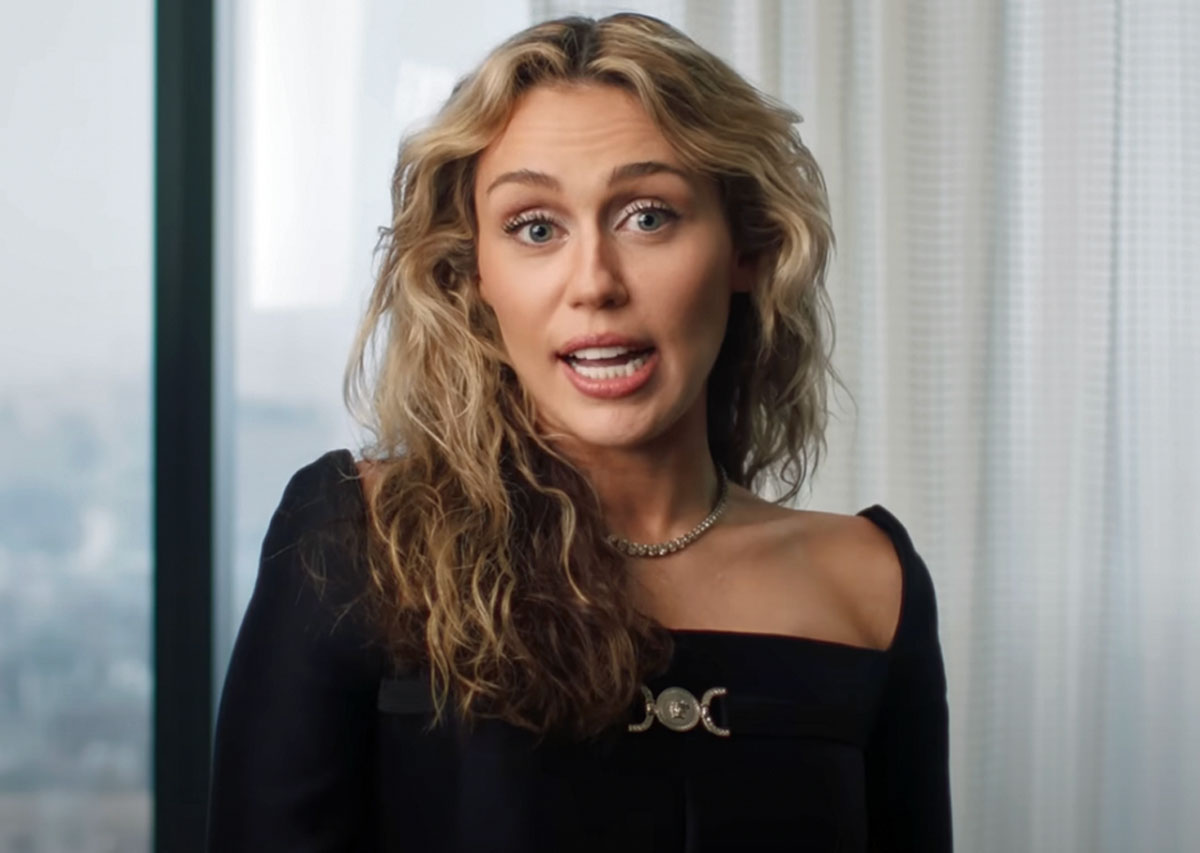 Miley Cyrus Says She Isn't Really Friends With Anyone In Show Biz: 'Doesn't Feel Like My People'