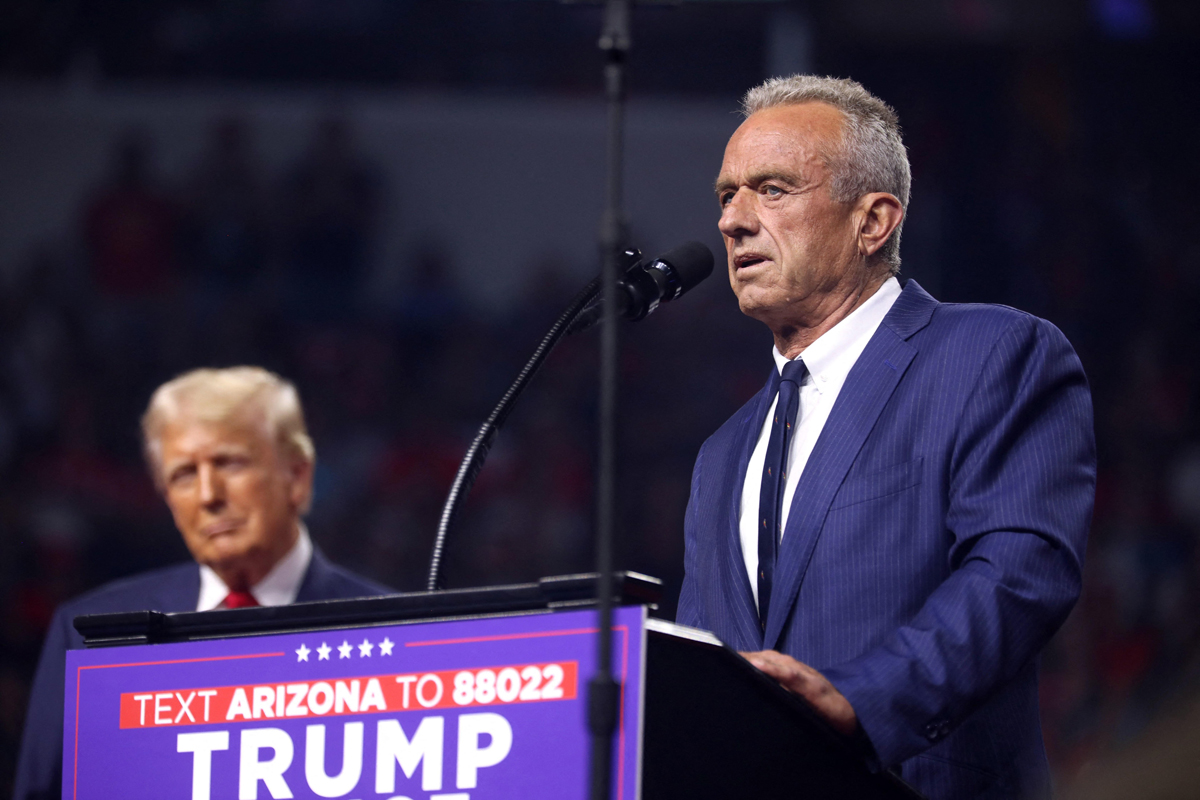 RFK Jr supporting Donald Trump