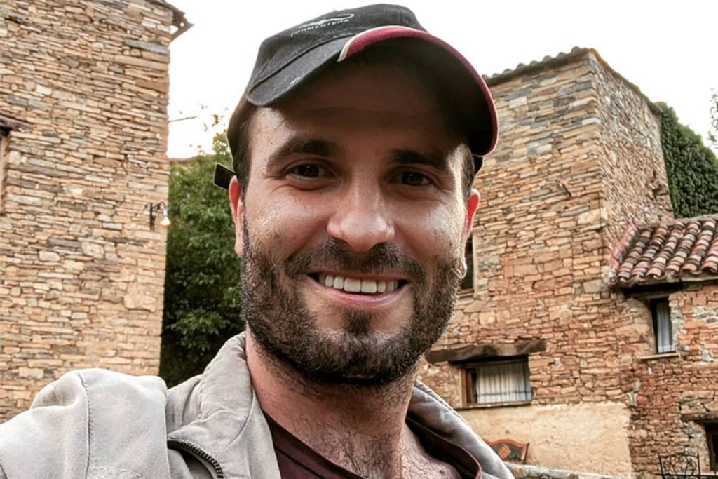 Elite Alum Julián Ortega Dead At 41 After Collapsing On Spanish Beach