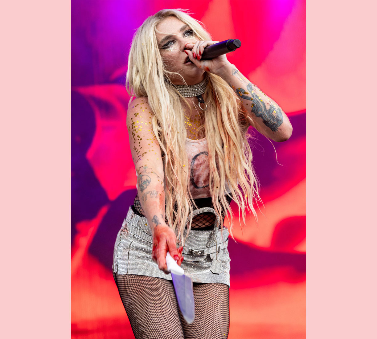 Kesha herida por cuchillo en Lollapalooza 