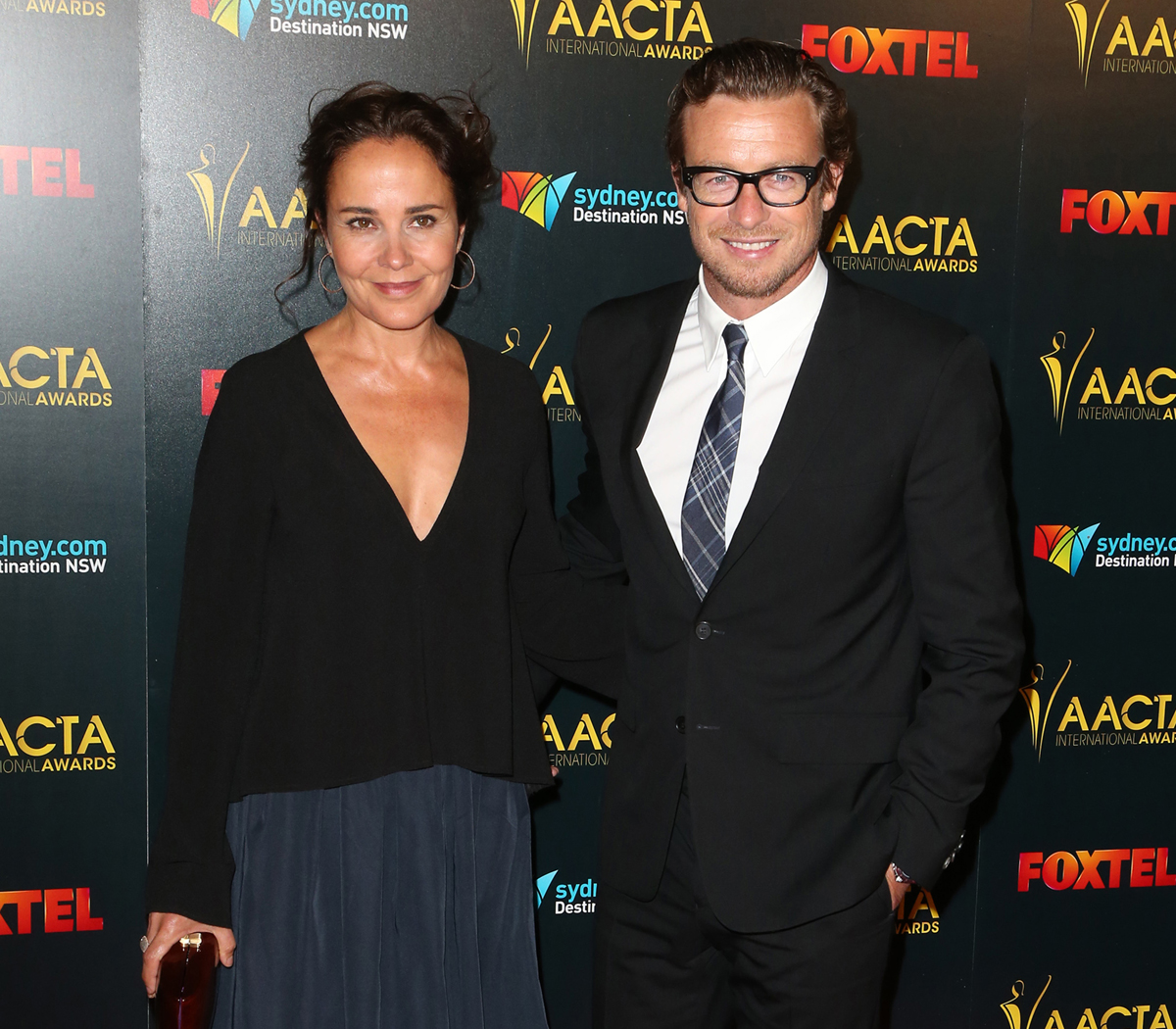 Ew! The Mentalist Star Simon Baker's Girlfriend Is Younger Than His Daughter!