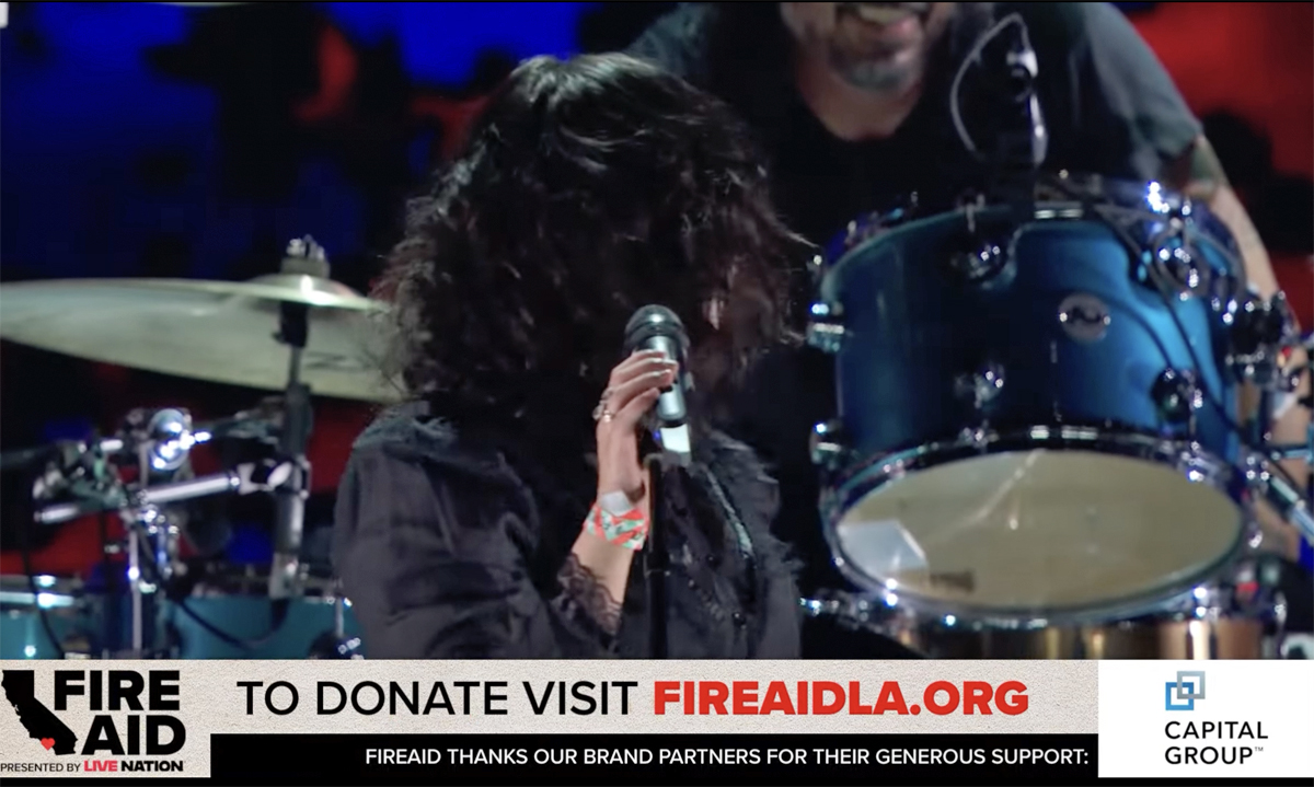 Dave and Violet Grohl exchange look at FireAid concert