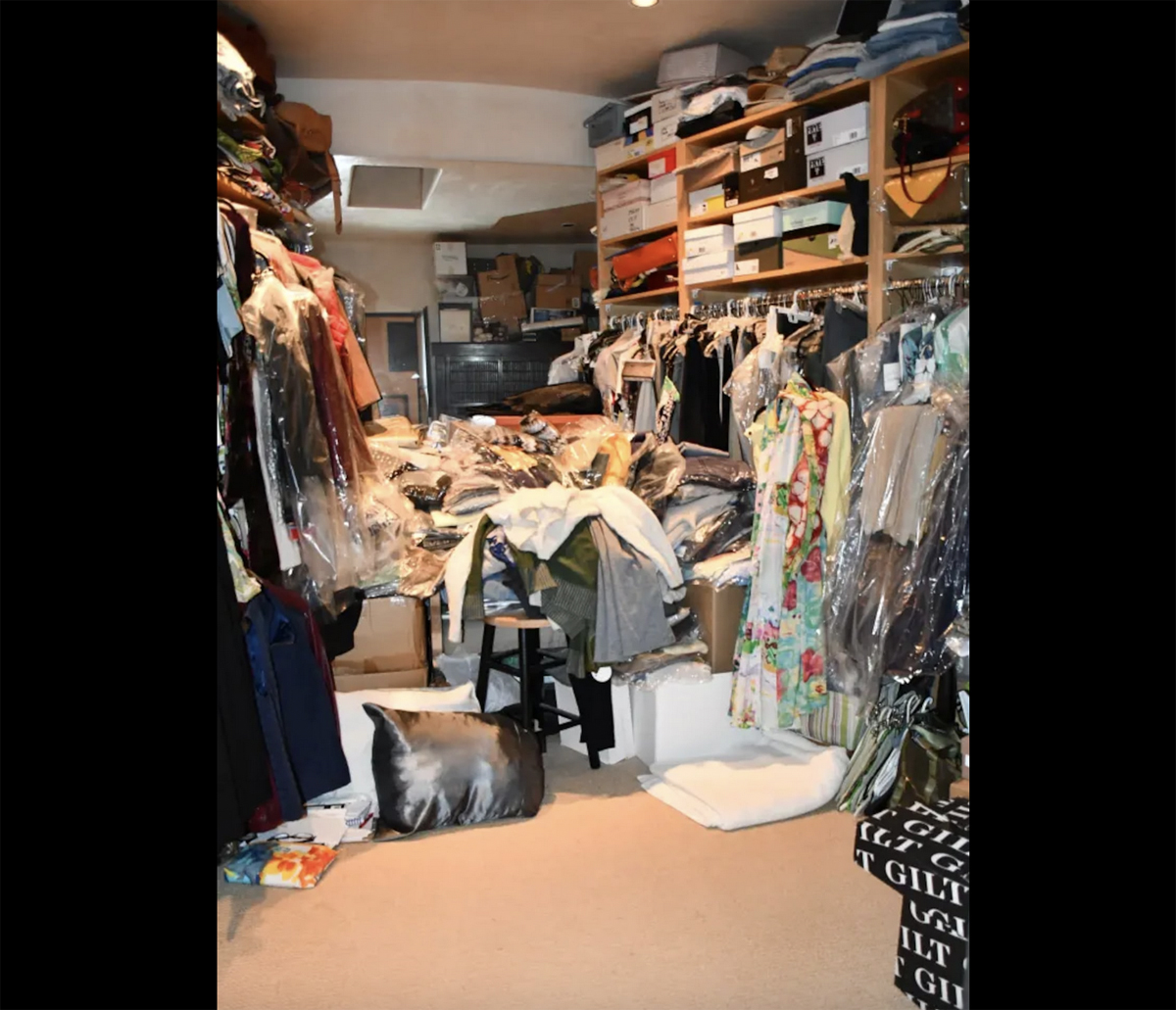 Gene Hackman home hoarder photos 1