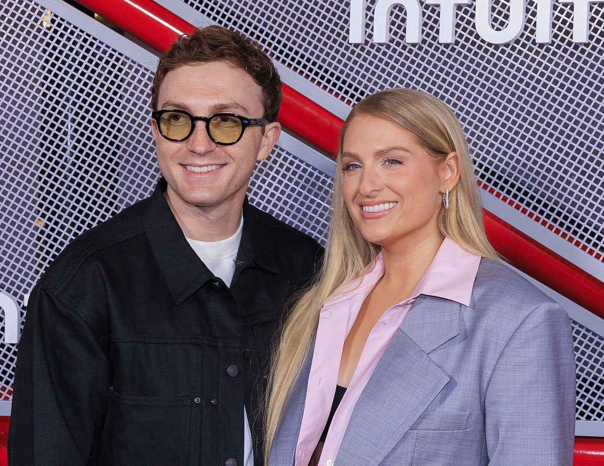 Meghan Trainor Reveals She & Husband Daryl Sabara Are Taking Weight(00)