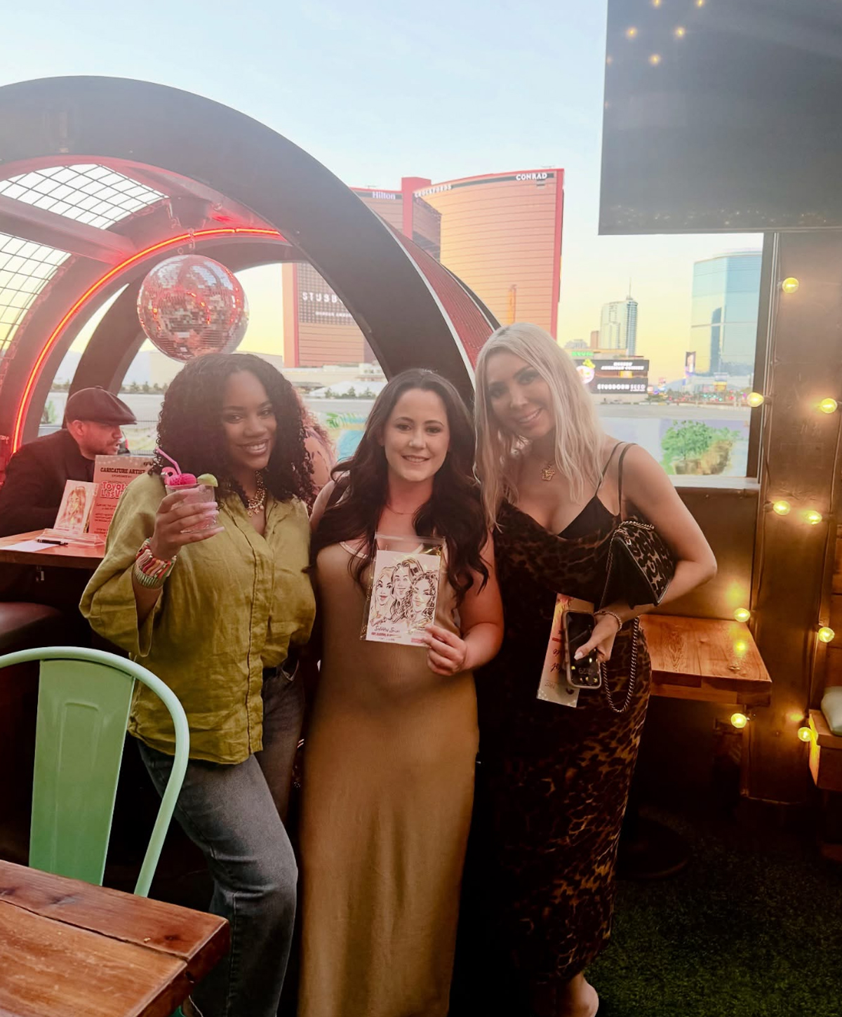 Teen Mom's Loudest Enemies Call A Truce! Inside Jenelle Evans & Farrah Abraham's Dinner Date!