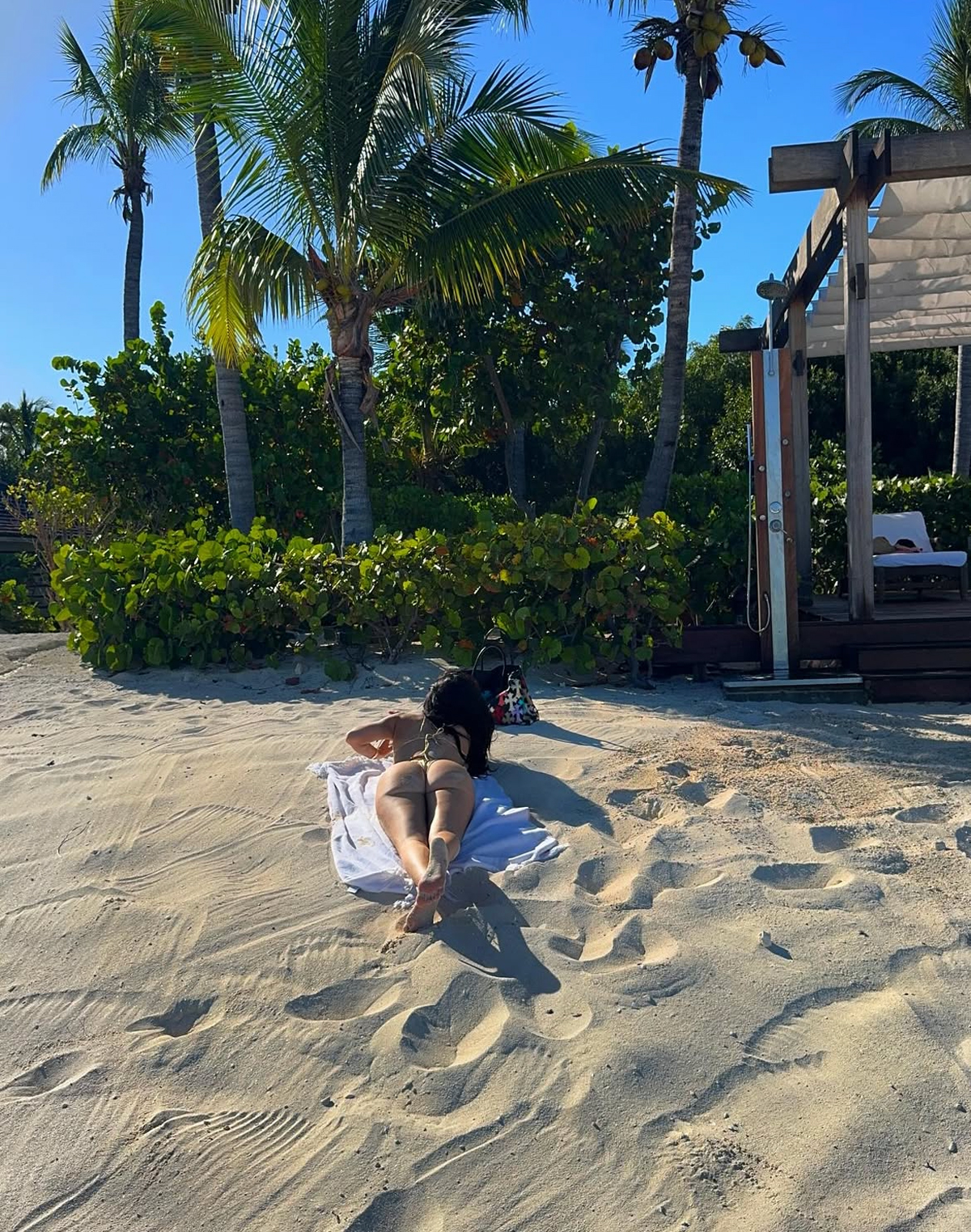 Kylie Jenner Takes A Break From Timothée Chalamet's Side To Show Off Her ASSets!