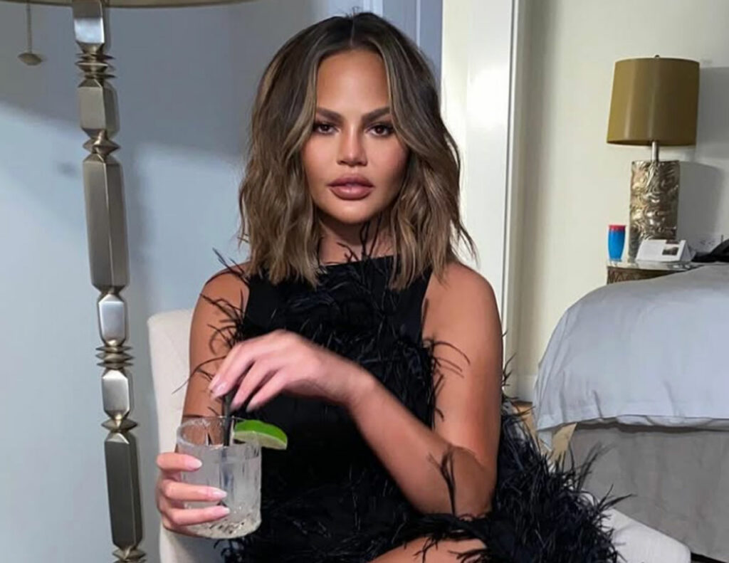 Chrissy Teigen Reveals She’s Drinking Again: ‘I Don’t Know What I’m Doing’