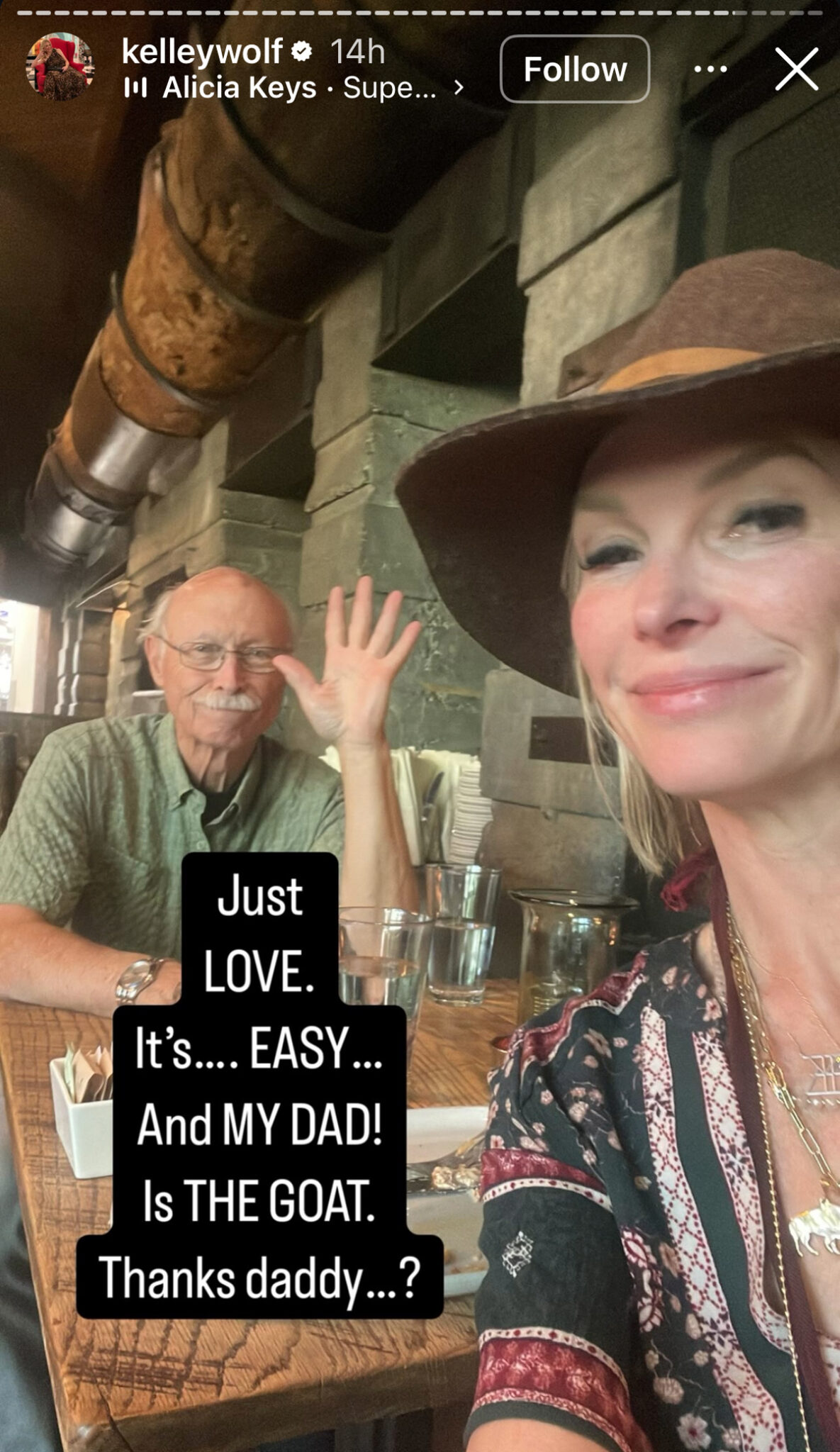 Scott Wolf’s Estranged Wife Kelley Returns To Instagram Days After