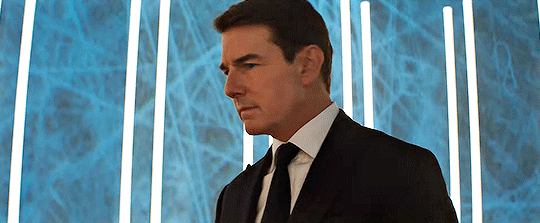 Tom Cruise vs The Entity