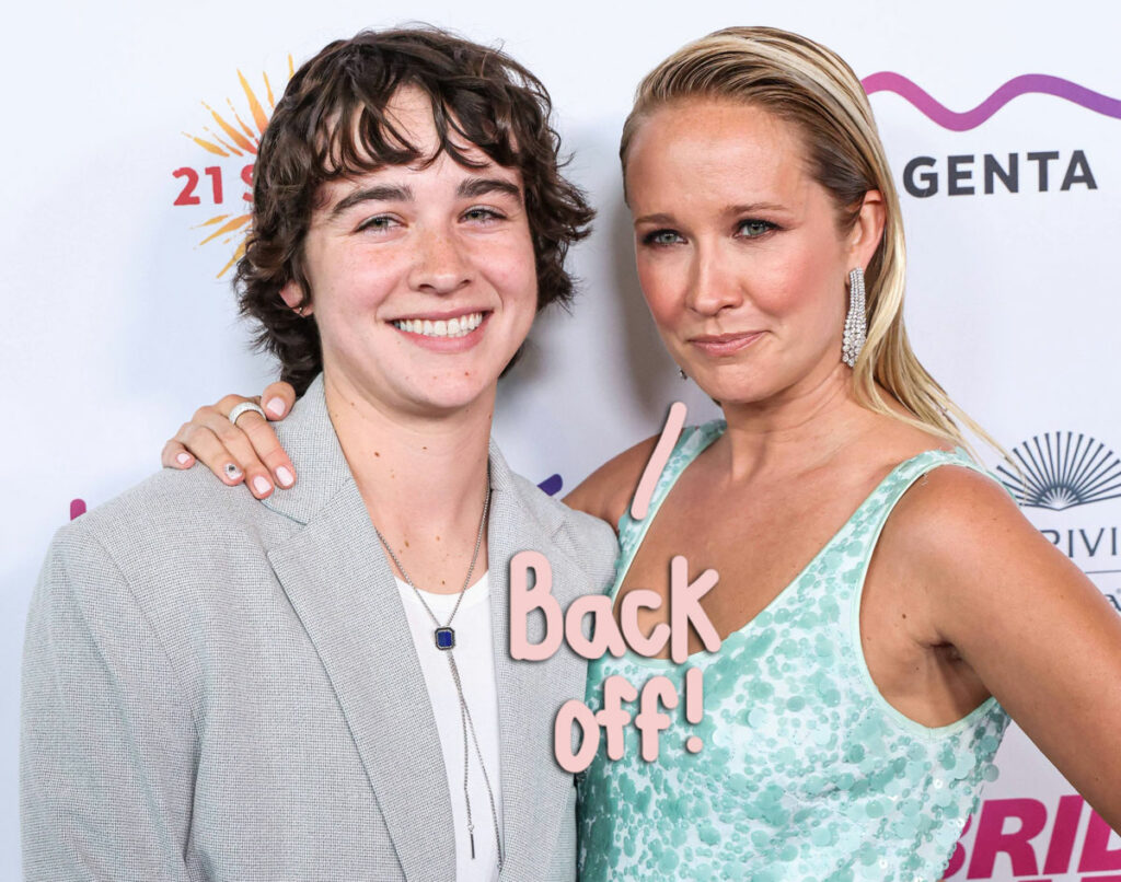 Pitch Perfect Star Anna Camp Defends 18-Year Age Gap With New Younger Girlfriend