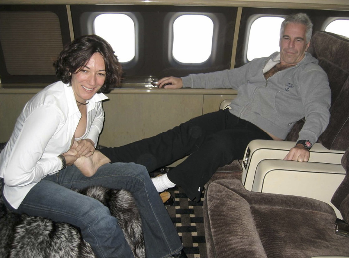 Jeffrey Epstein and Ghislaine Maxwell on the Lolita Express jet DOJ