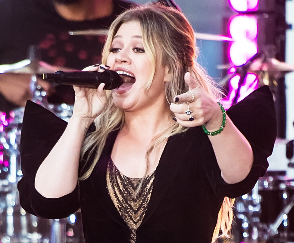 Whoa -- Kelly Clarkson Cancels Vegas Residency Opener 90 Minutes Before Start To 'Protect' Herself!