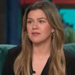 NEW VIDEO: Footage Of Kelly Clarkson Interaction At Brooklyn Shop Revealed!