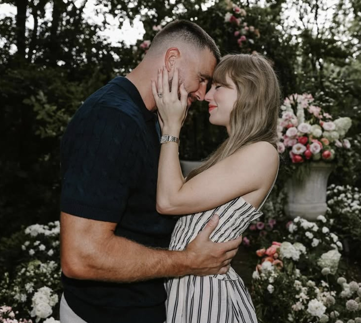Travis Kelce Taylor Swift engagement photo main