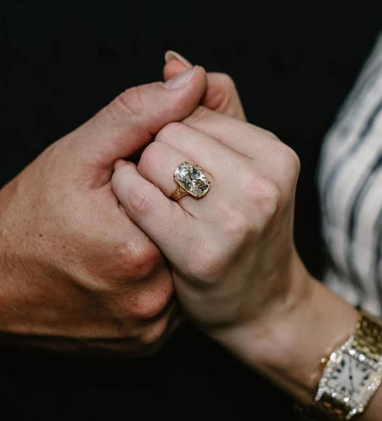 Taylor Swift engagement ring detail T