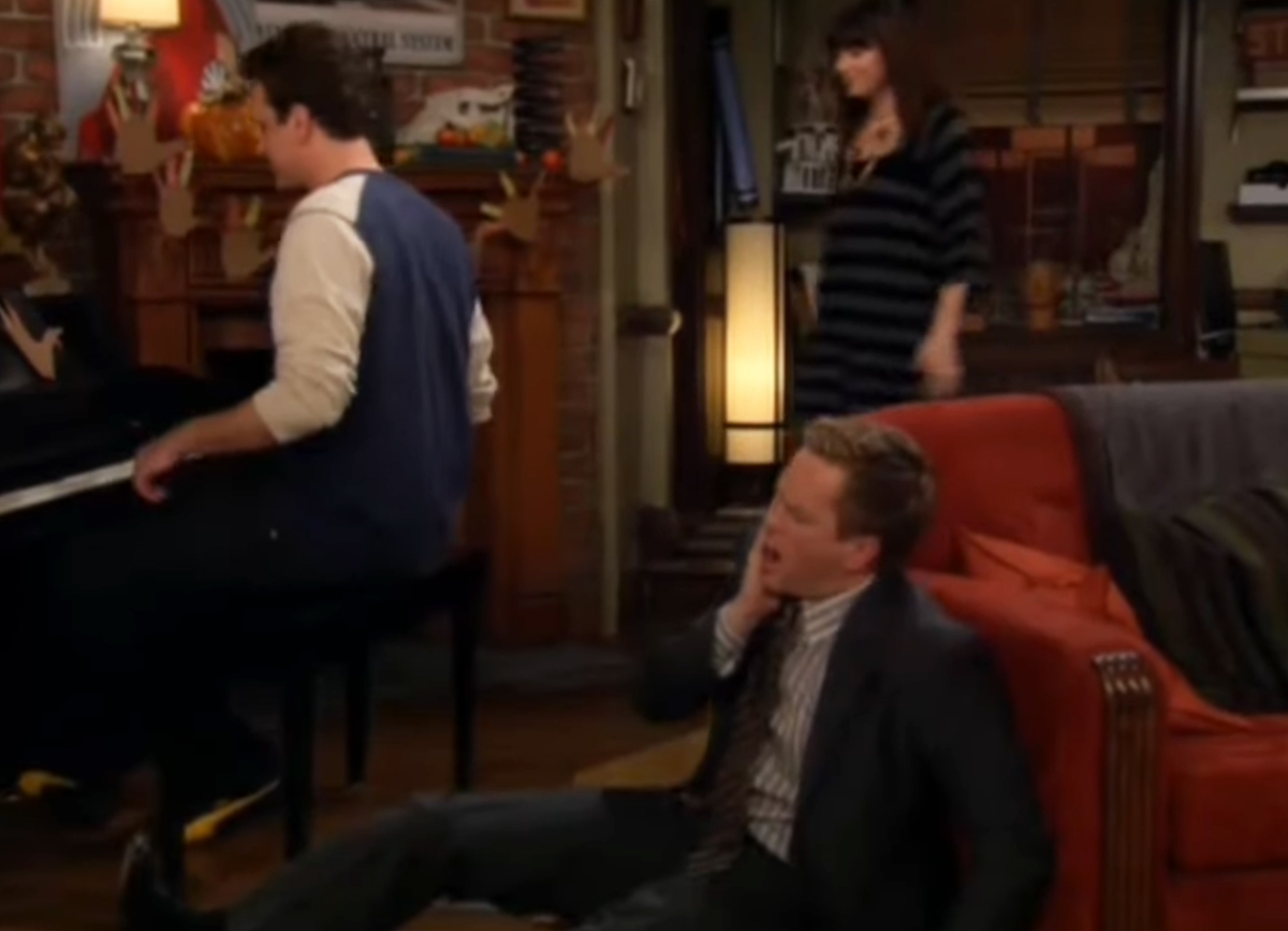 Thanksgiving TV: Where To Watch The Best Episodes!