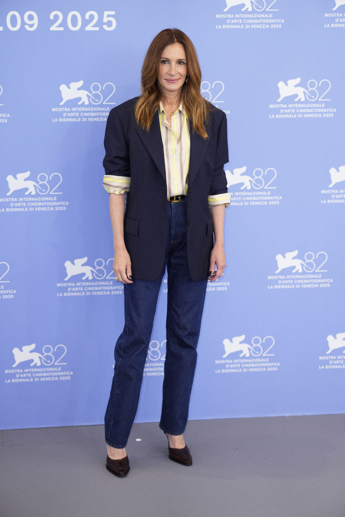Amanda Seyfried Borrows Julia Roberts’ Venice Film Festival Look