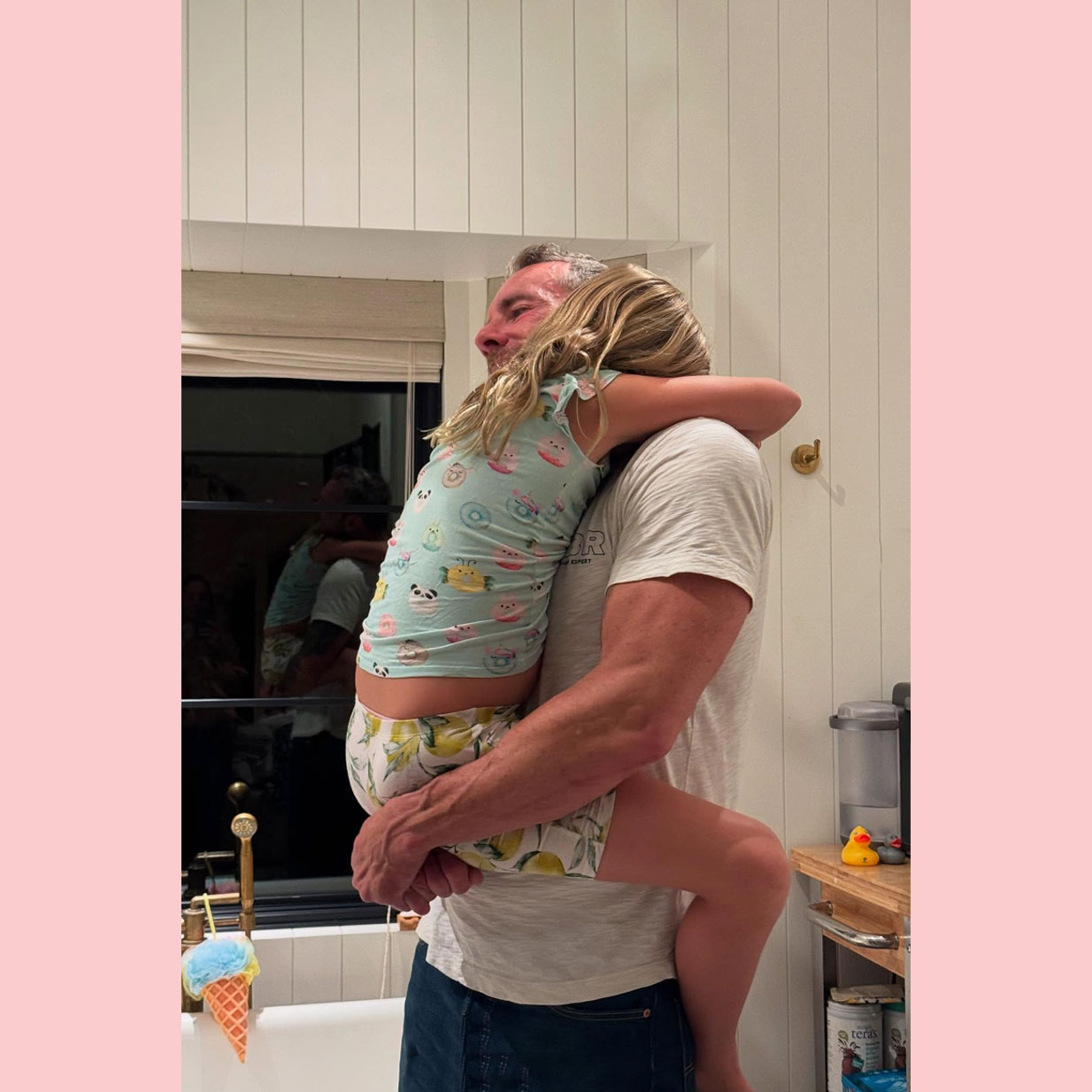 dax Shepard celebrates 21 years sober