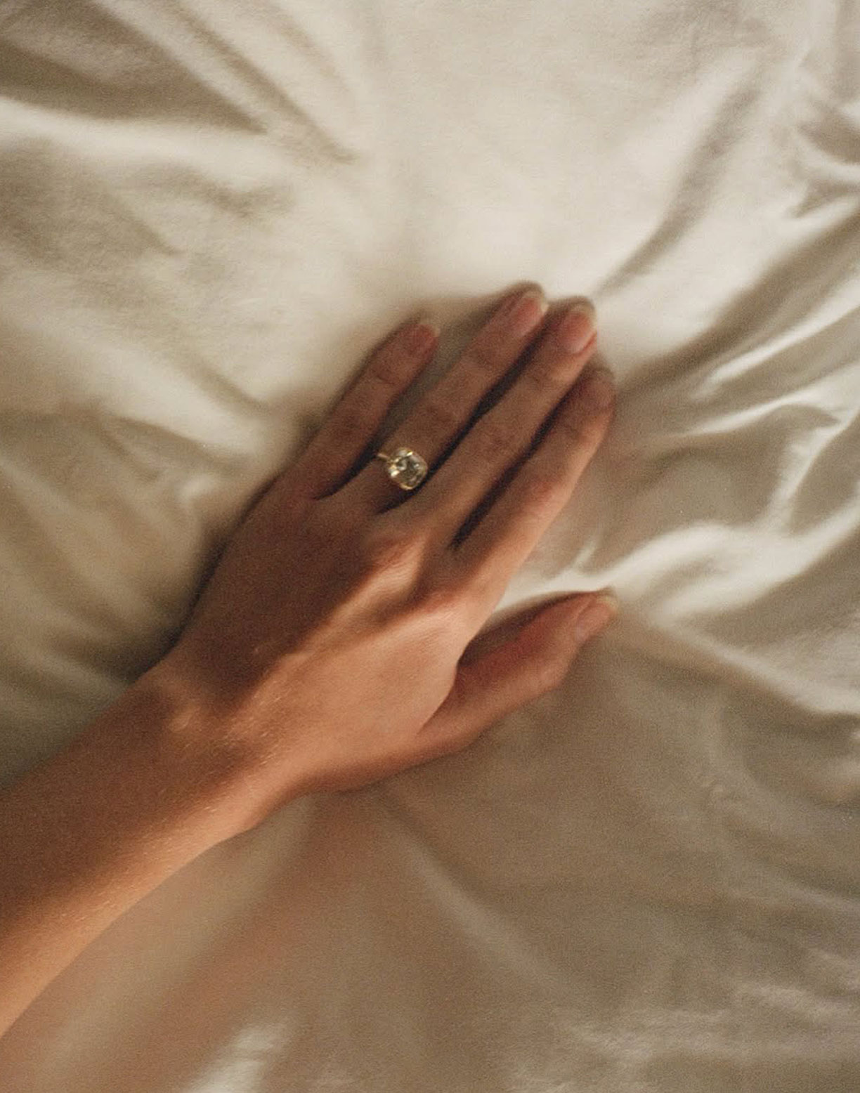 Liam Hemsworth Gabriella Brooks engagement ring