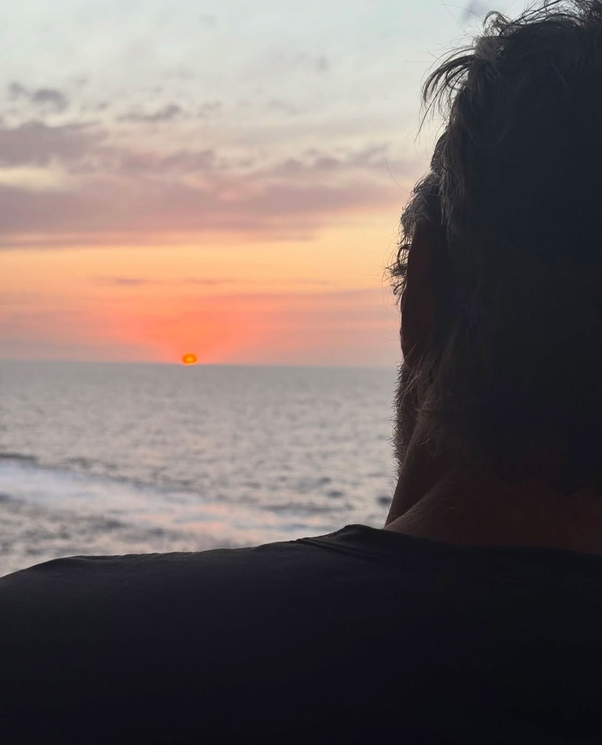 Jennifer Aniston Soft Launches Romance With Jim Curtis On Instagram! LOOK! 