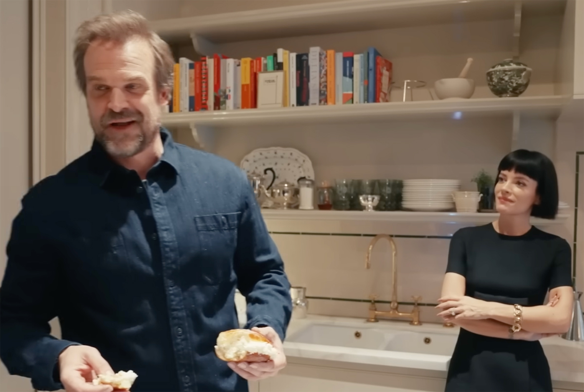 Fans Are Calling Out All The 'Dark Energy' From This Lily Allen & David Harbour Interview