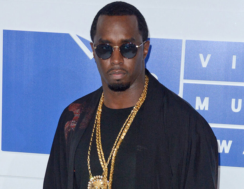 Diddy RUSHED To Hospital -- How Did He Get This Injury??