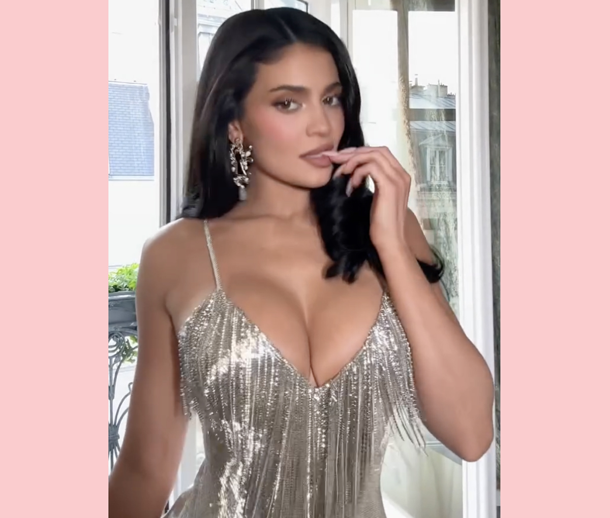 Kylie Jenner Takes on Paris Fashion Week -- in Panties!