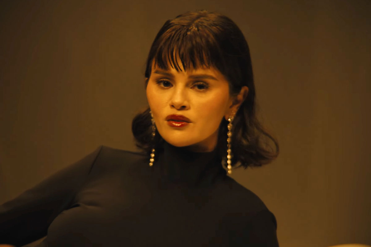 Selena Gomez plastic surgery allegations In The Dark