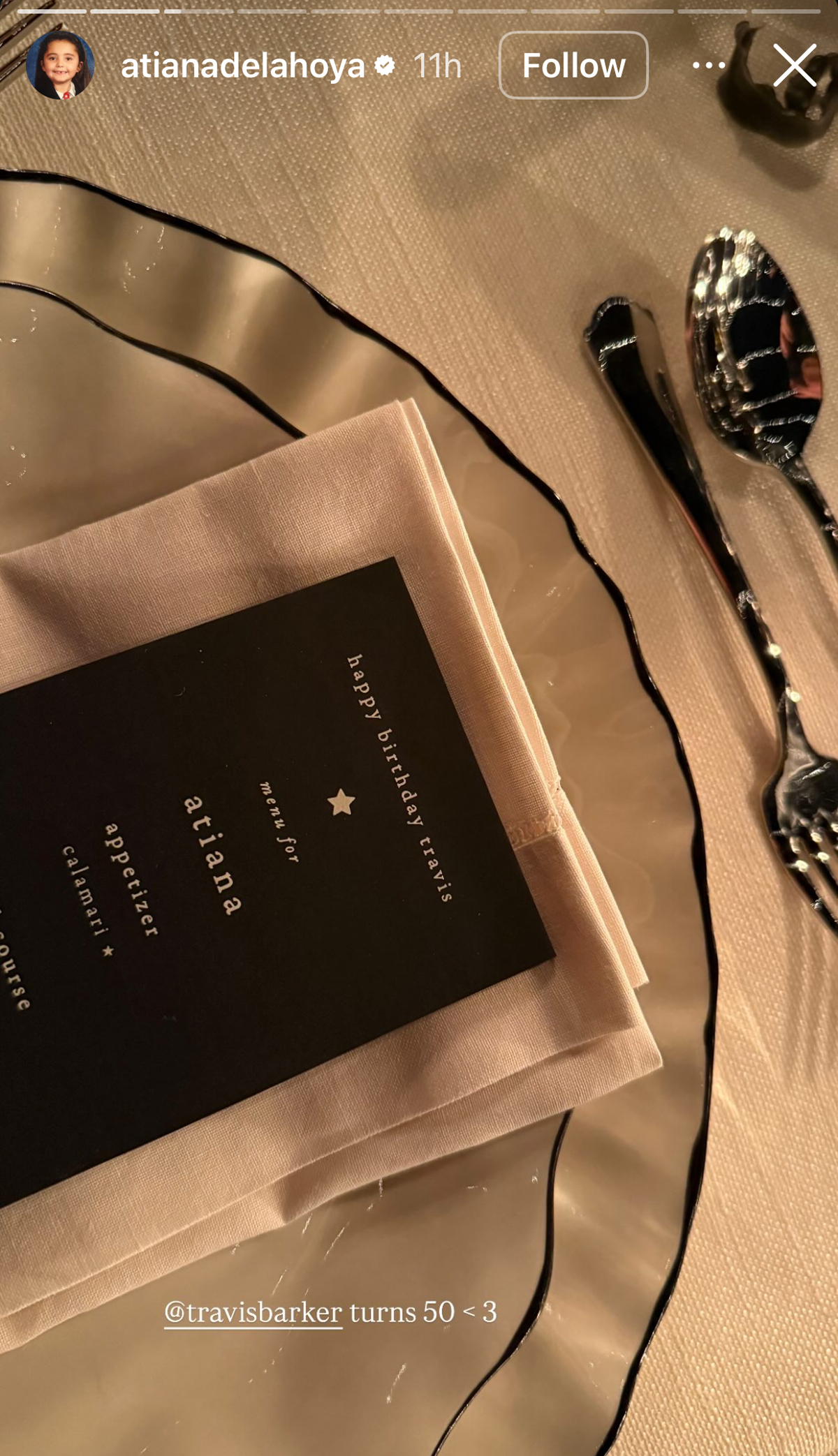 Kourtney Kardashian throws birthday dinner for Travis Barker