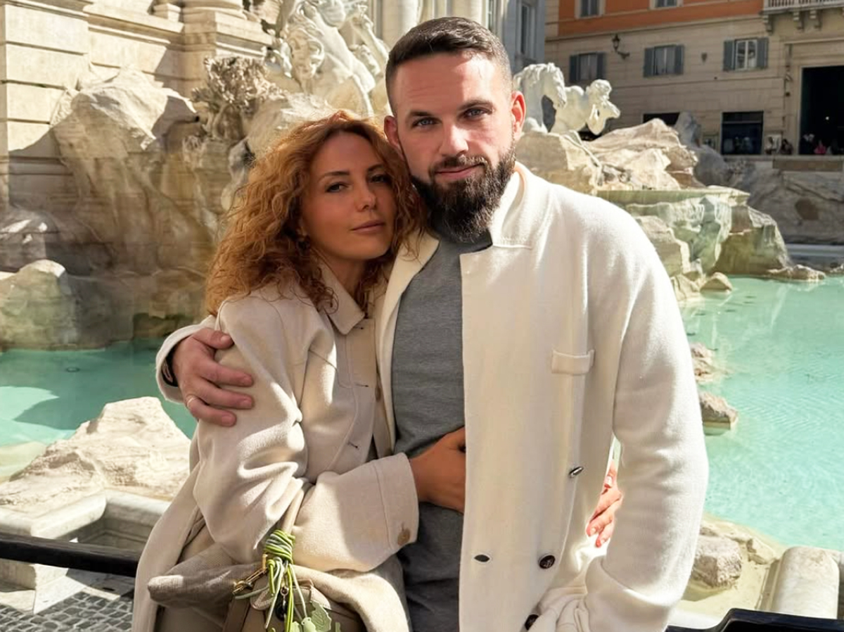 Crypto Con Man & TV Reporter Wife Forced To Witness Each Other Being Tortured To Death Crypto Con Man & TV Reporter Wife Forced To Witness Each Other Being Tortured To Death