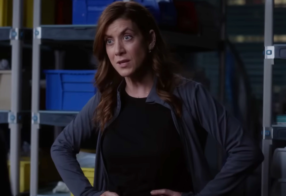 A Grey’s Anatomy Fan Favorite Is Scrubbing Back In!!