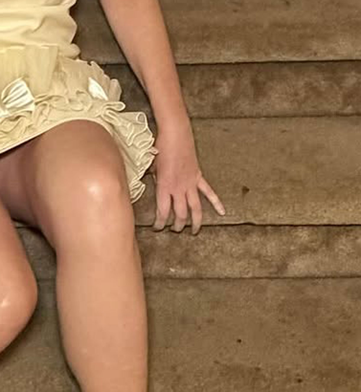 Amy Schumer not wearing wedding ring