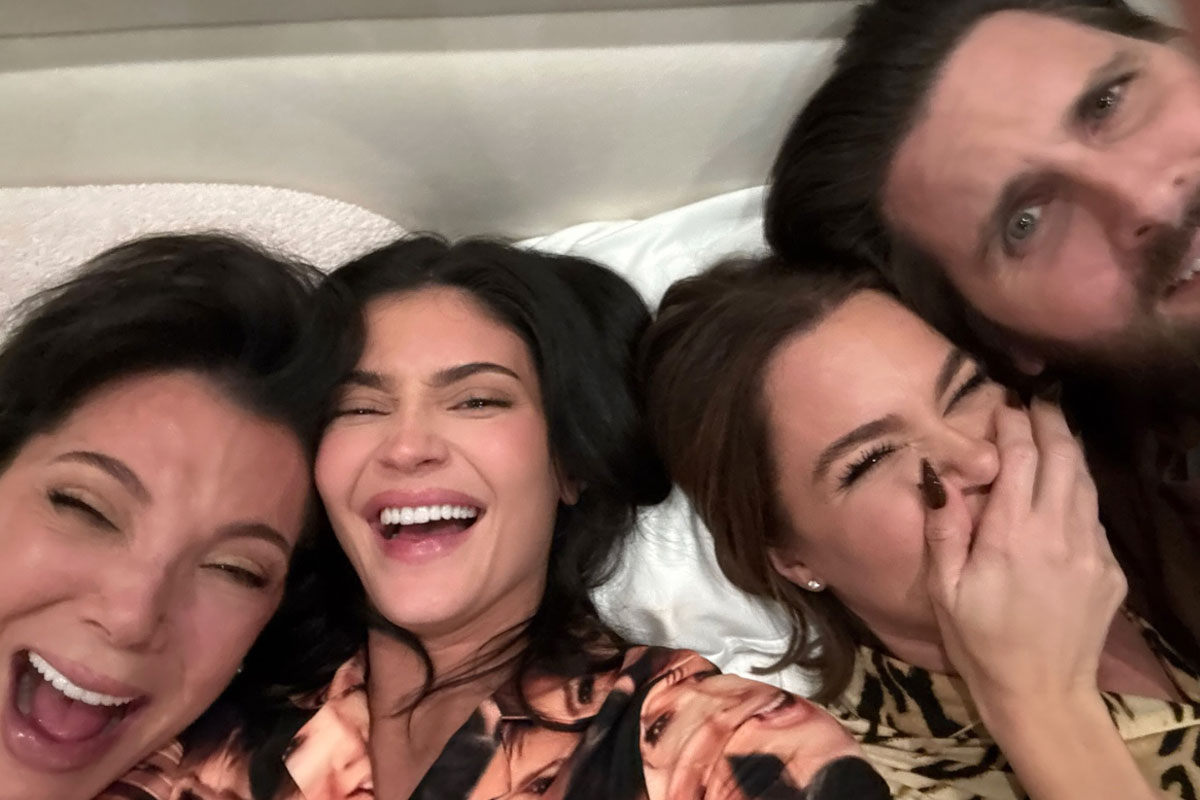 Scott Disick sleepover with Kris, Kylie, Khloé