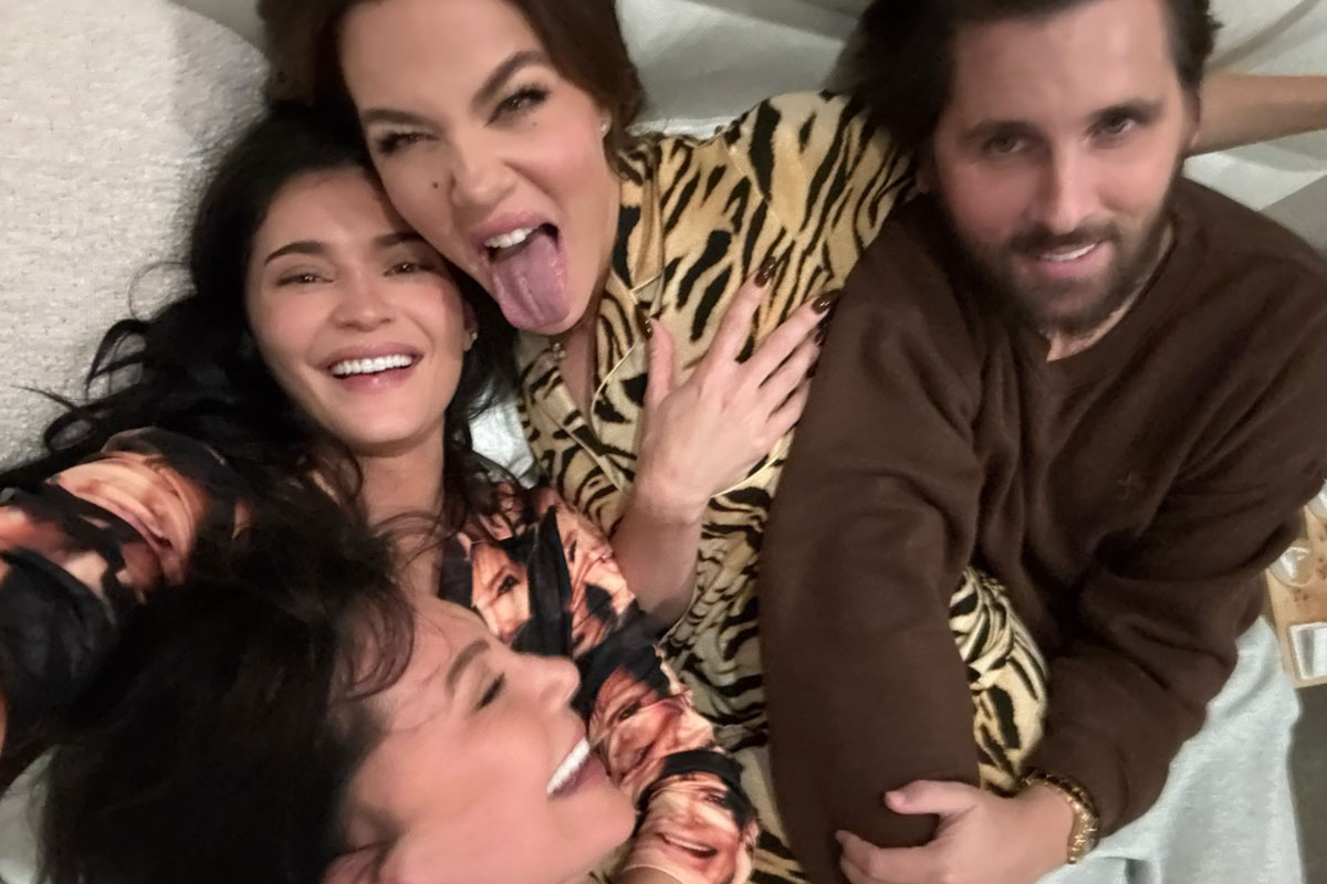 Scott Disick sleepover with Kris, Kylie, Khloé