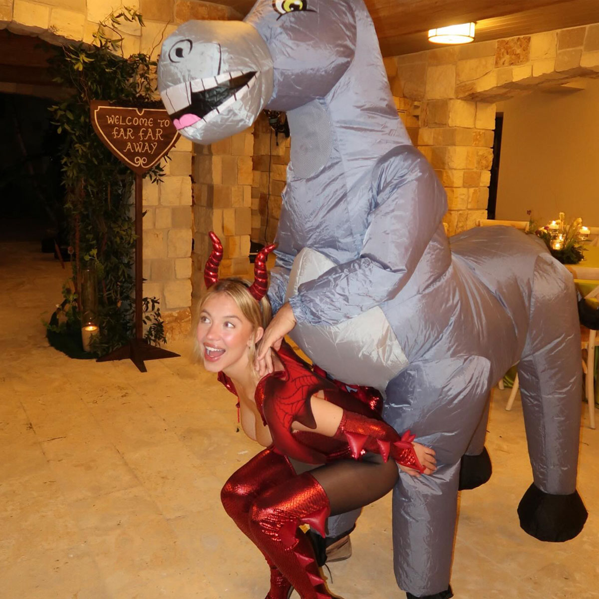 Sydney Sweeney Shrek-themed Friendsgiving 2025