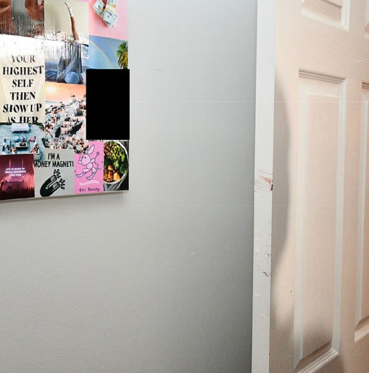 Xana Kernodle door blood stains